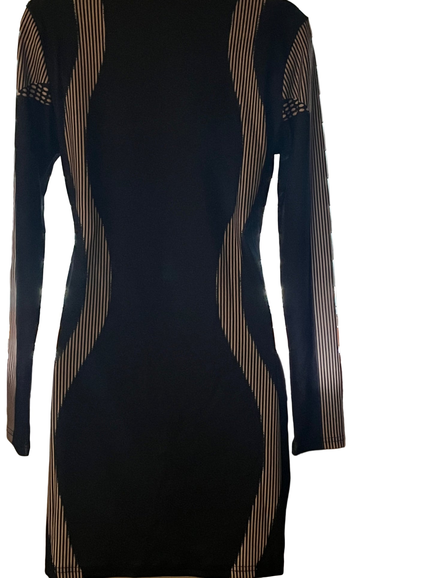 Sexy long-sleeve dress with or without a jacket.